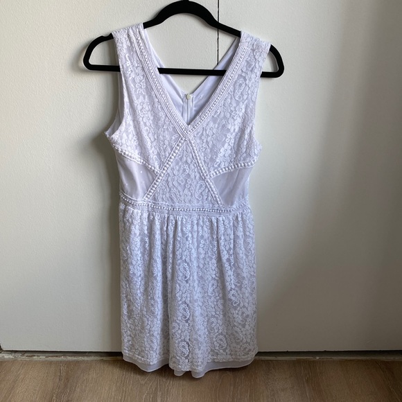 Francesca's Collections Dresses & Skirts - White lace Francesca’s sun dress